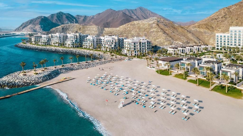 Staycation - 5* Address Beach Resort Fujairah - Stay with Breakfast and Private Beach Access